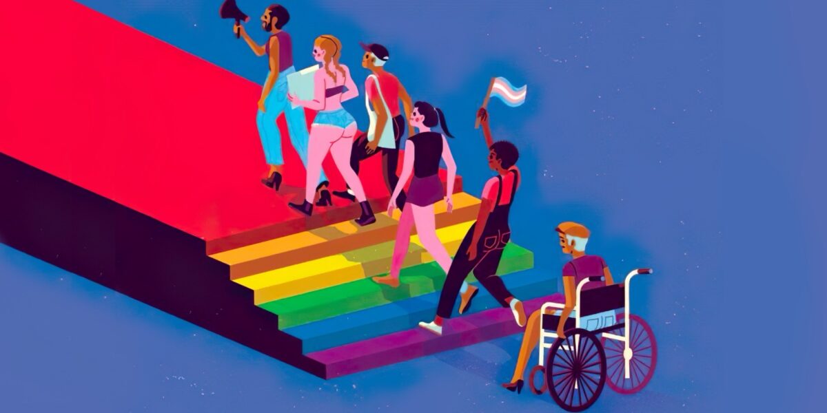 Una grafica di una scala a gradini su cui salgono diverse persone come in una marcia. Ogni gradino è di un diverso colore della bandiera arcobaleno. La persona in fondo alla fila è seduta in carrozzina e rimane alla base della scala.